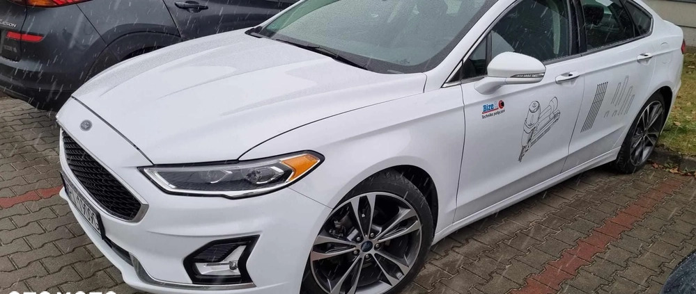 Ford Fusion cena 65900 przebieg: 81316, rok produkcji 2020 z Żyrardów małe 352